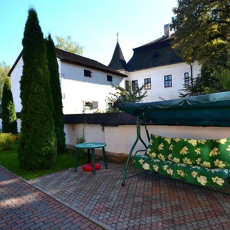 Apartmán pri zámočku Bešeňová Exterior foto